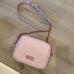 Itzy ritzy diaper cross body bag